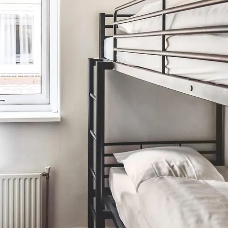 3 Bedroom Cozy In * Uitgeest